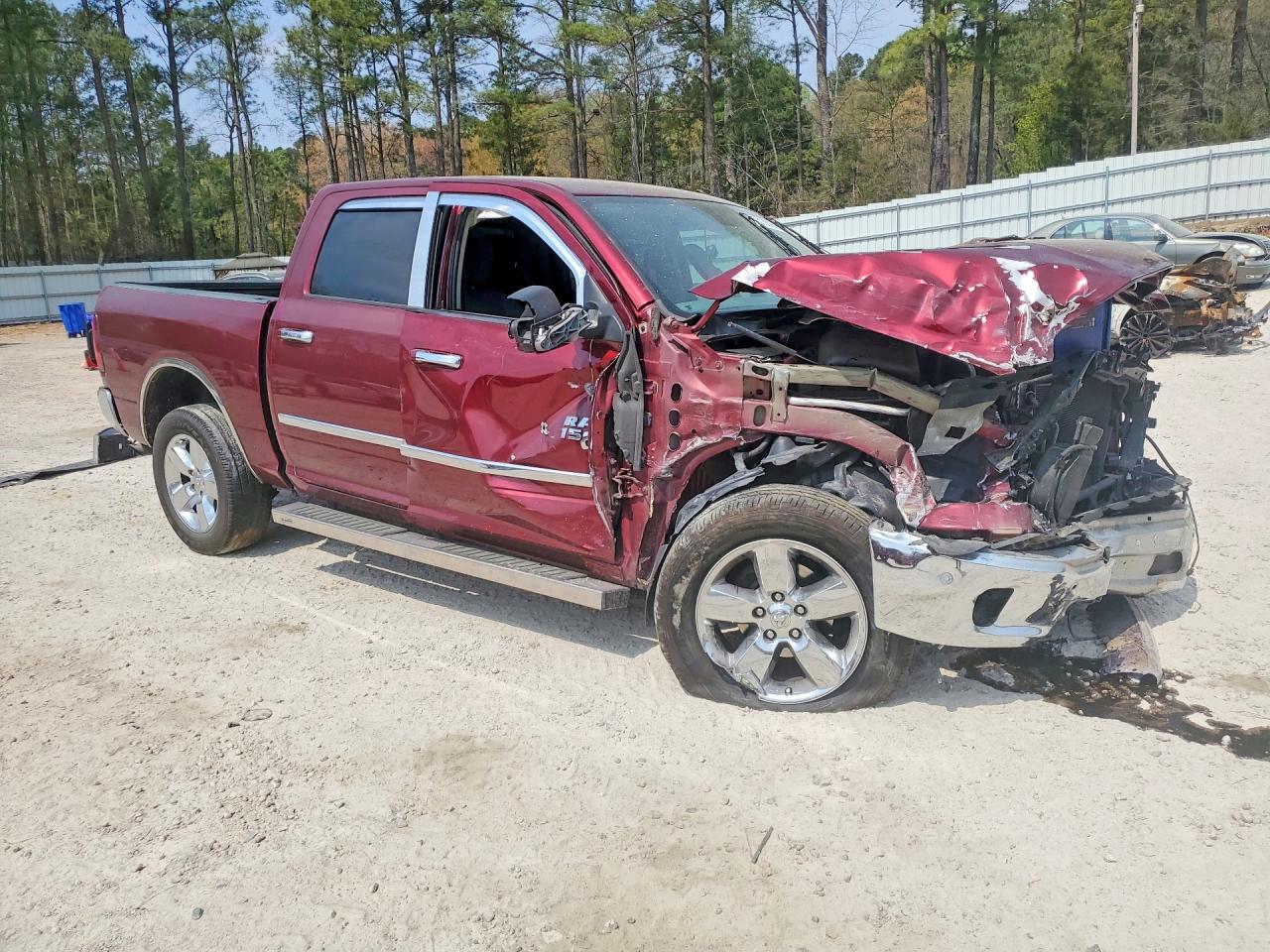 2018 RAM 1500 SLT photo 10
