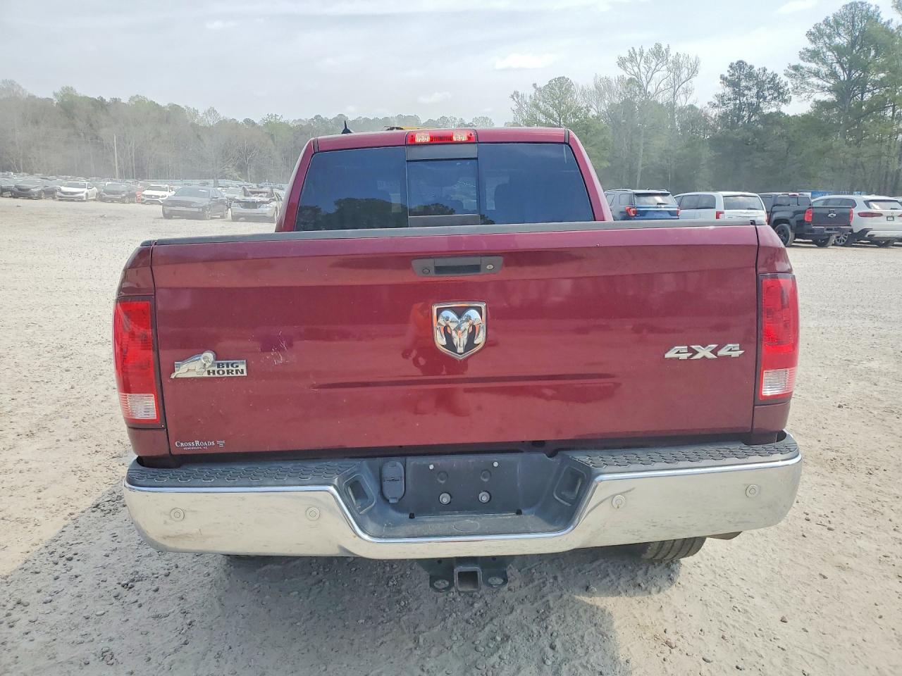 2018 RAM 1500 SLT photo 16