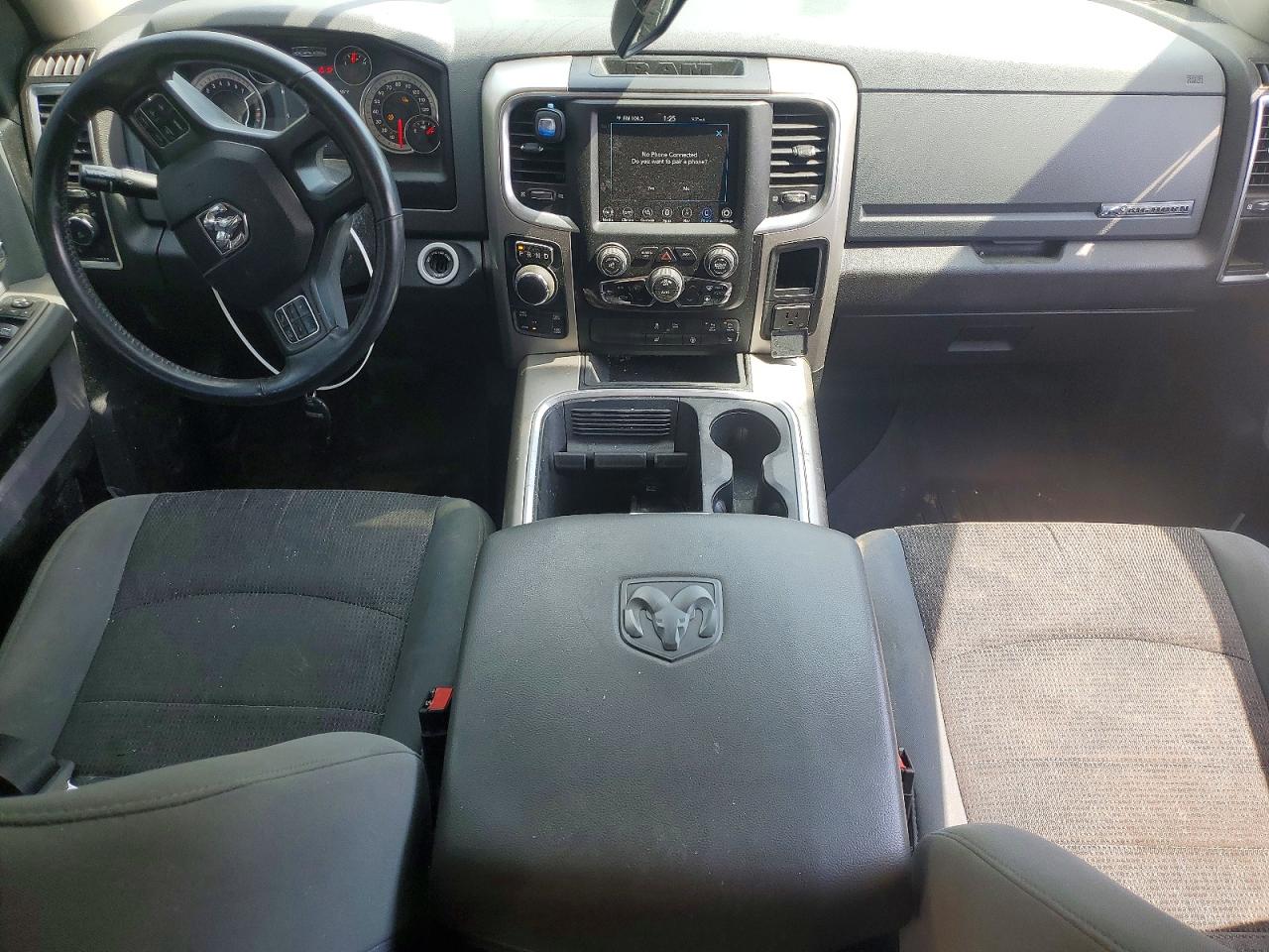 2018 RAM 1500 SLT photo 22