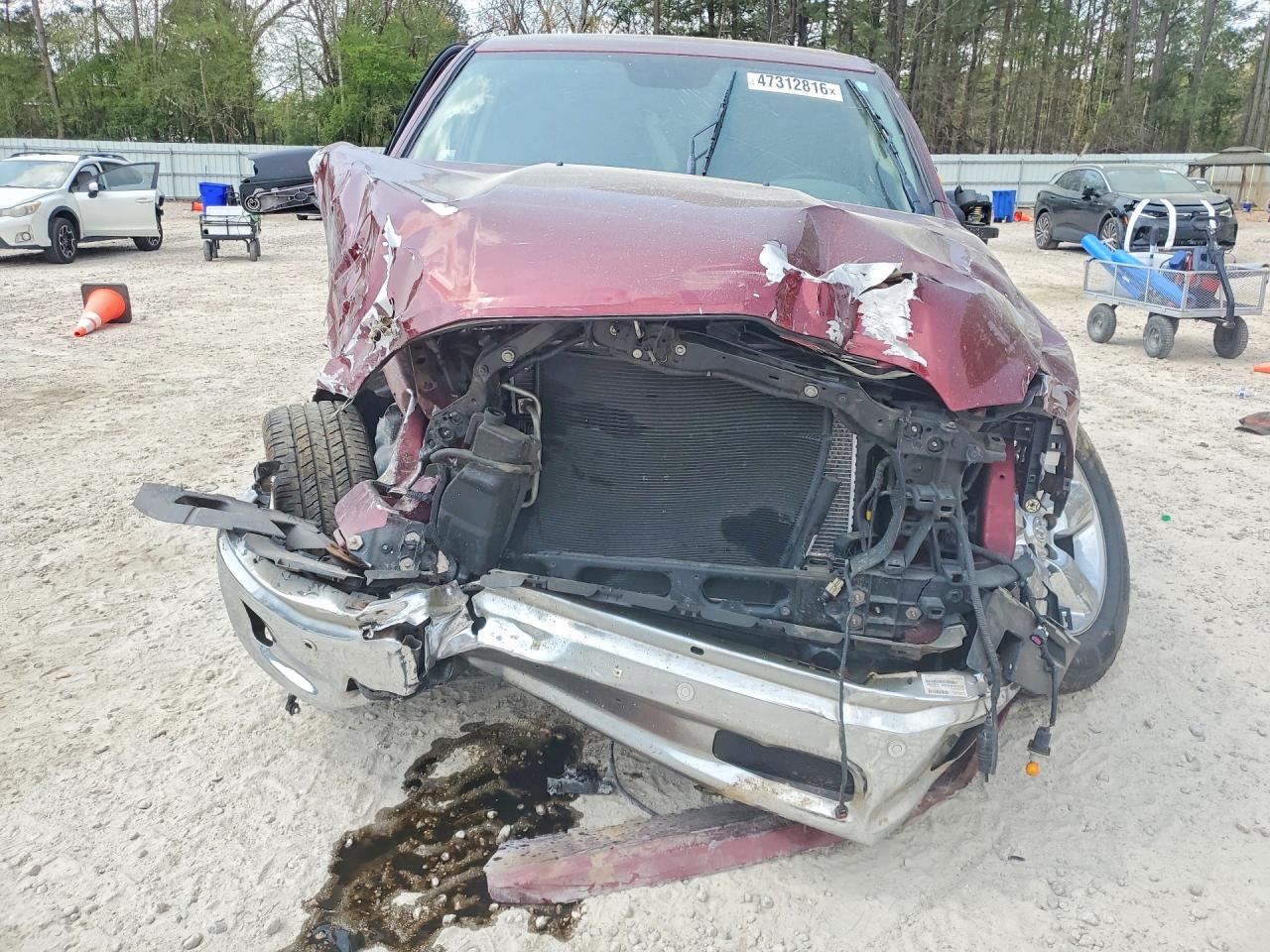 2018 RAM 1500 SLT photo 13