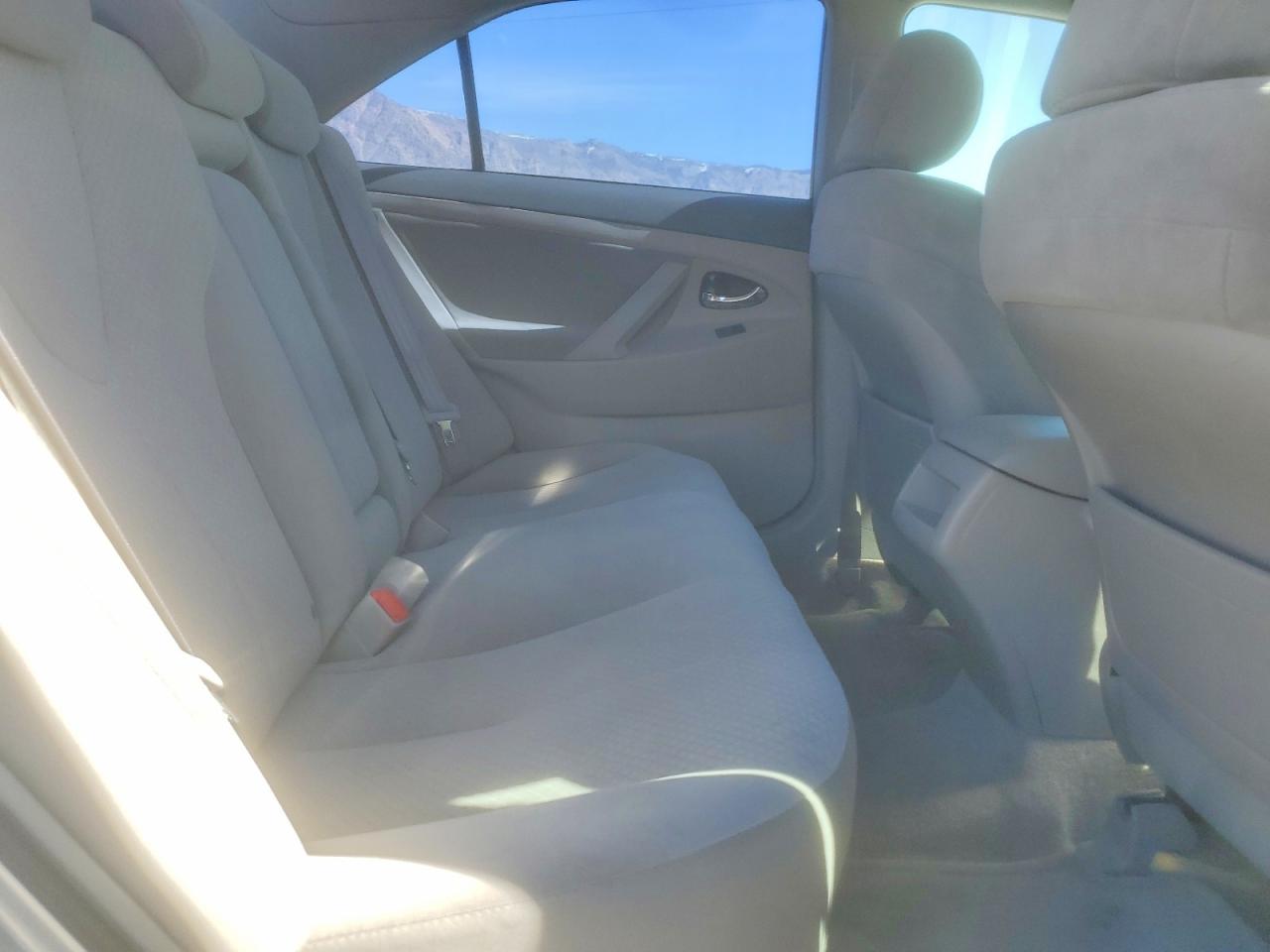 2007 TOYOTA CAMRY LE photo 19