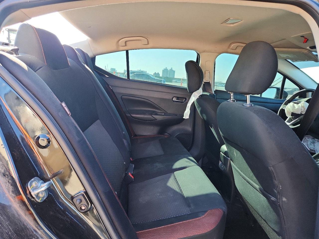 2025 NISSAN VERSA SR photo 19