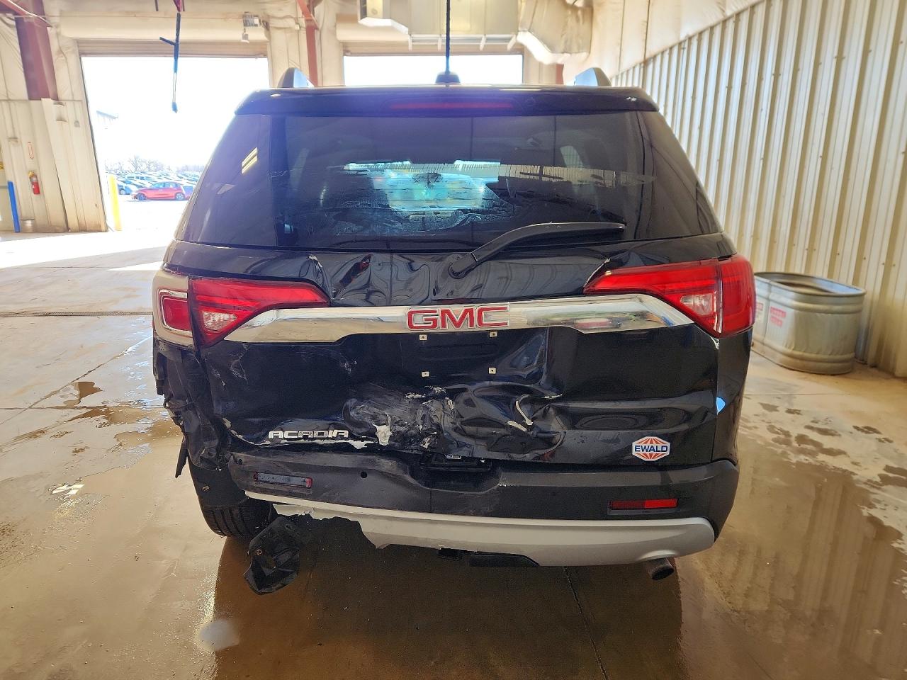 2017 GMC ACADIA SLE photo 11
