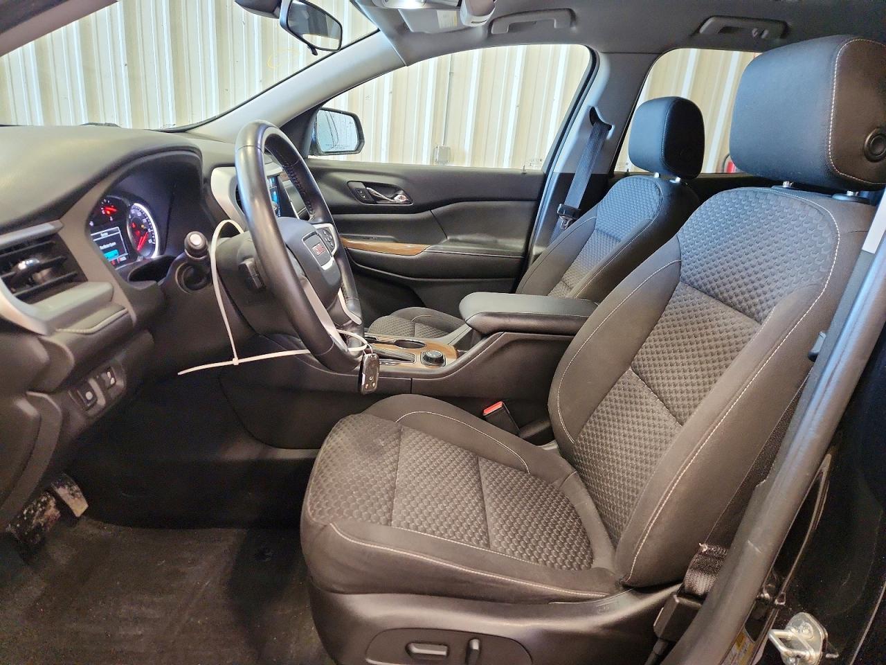2017 GMC ACADIA SLE photo 13