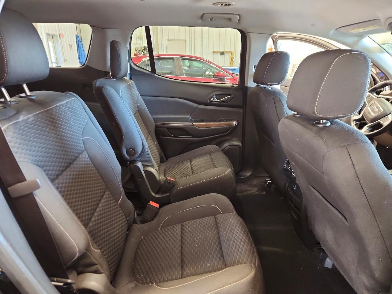 2017 GMC ACADIA SLE photo 21