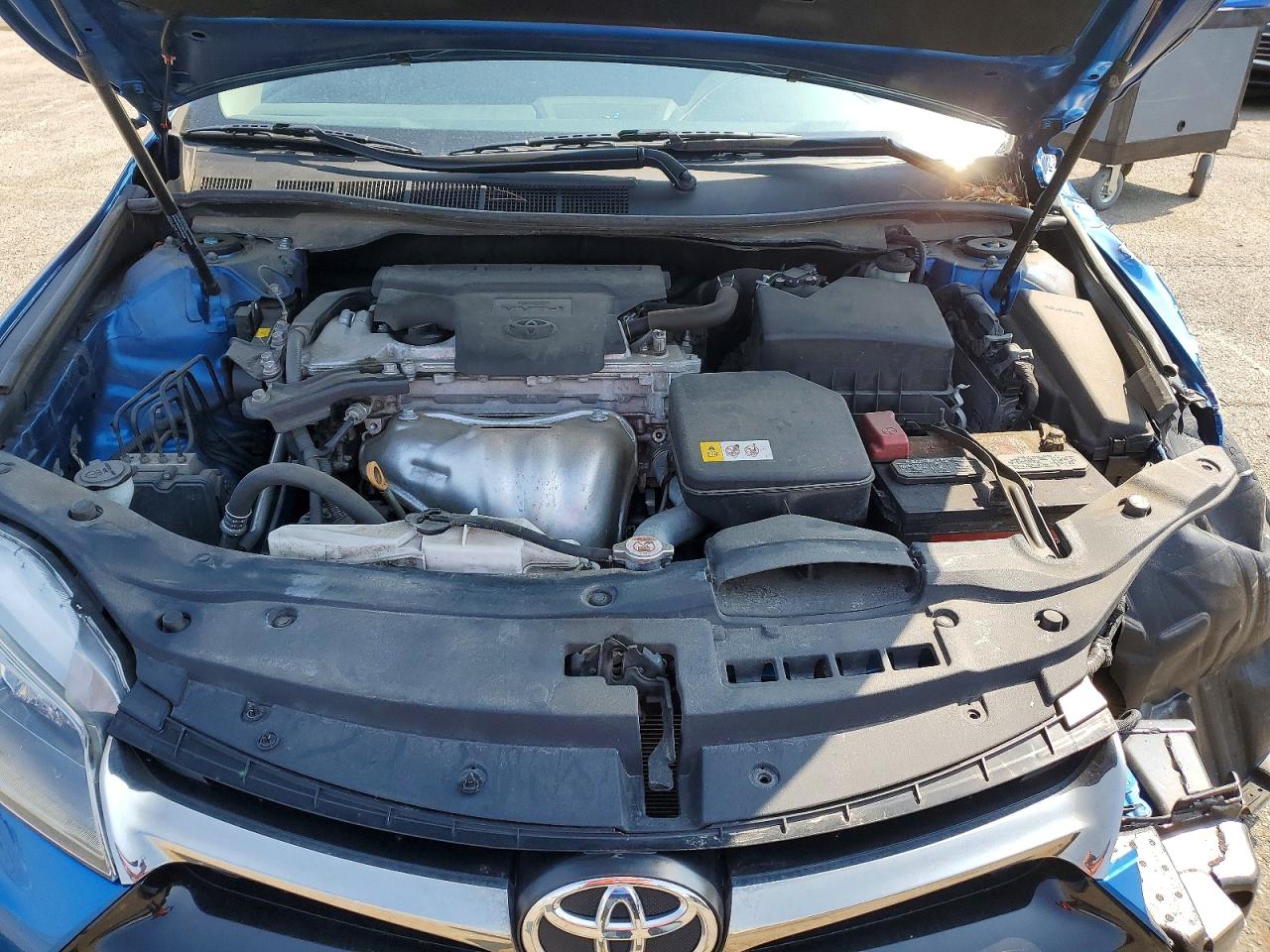 2017 TOYOTA CAMRY SE photo 11
