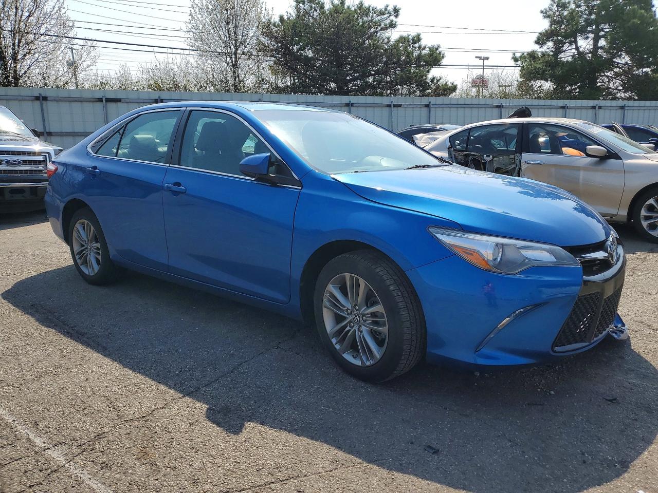 2017 TOYOTA CAMRY SE photo 4