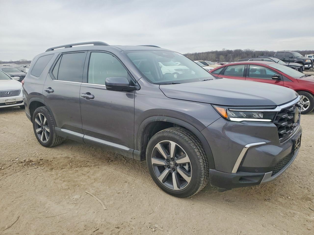 2025 HONDA PILOT TOURING photo 4