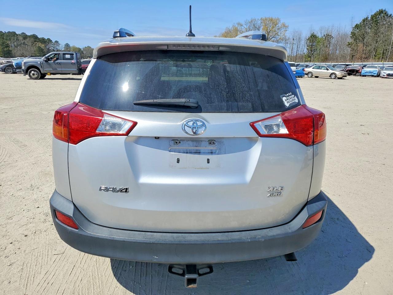 2014 TOYOTA RAV4 XLE photo 11