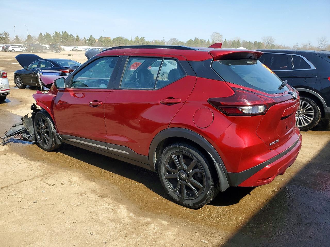 2023 NISSAN KICKS SR photo 3