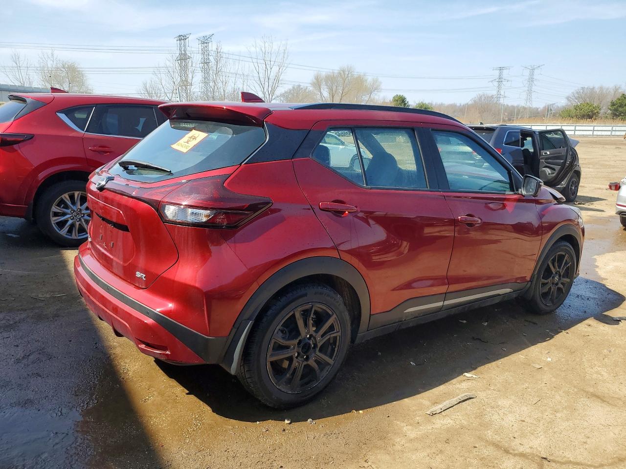 2023 NISSAN KICKS SR photo 5