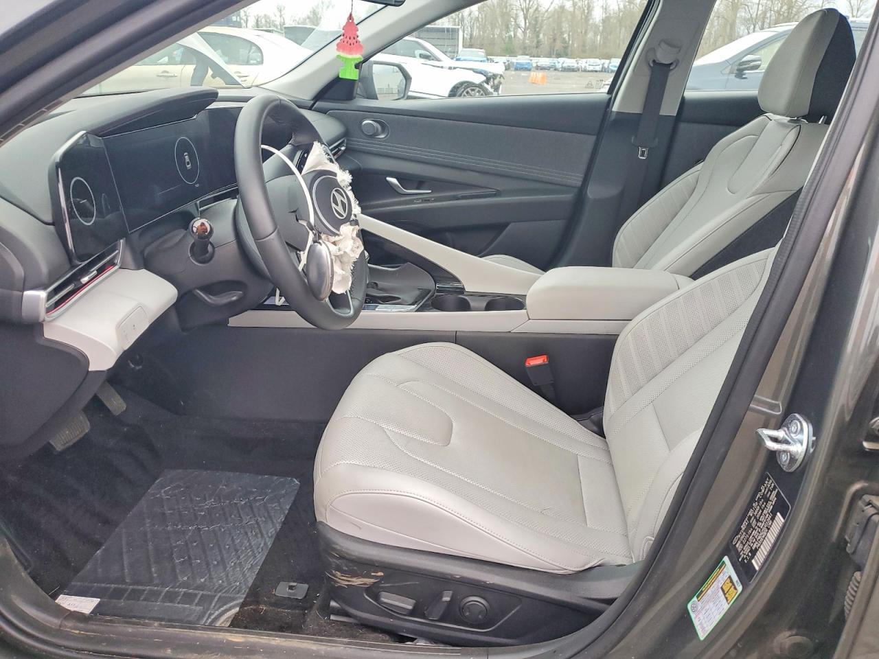 2025 HYUNDAI ELANTRA LIMITED photo 13