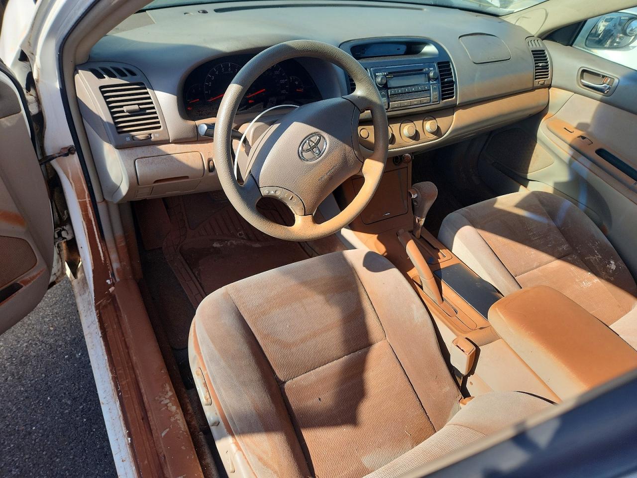 2005 TOYOTA CAMRY LE photo 22