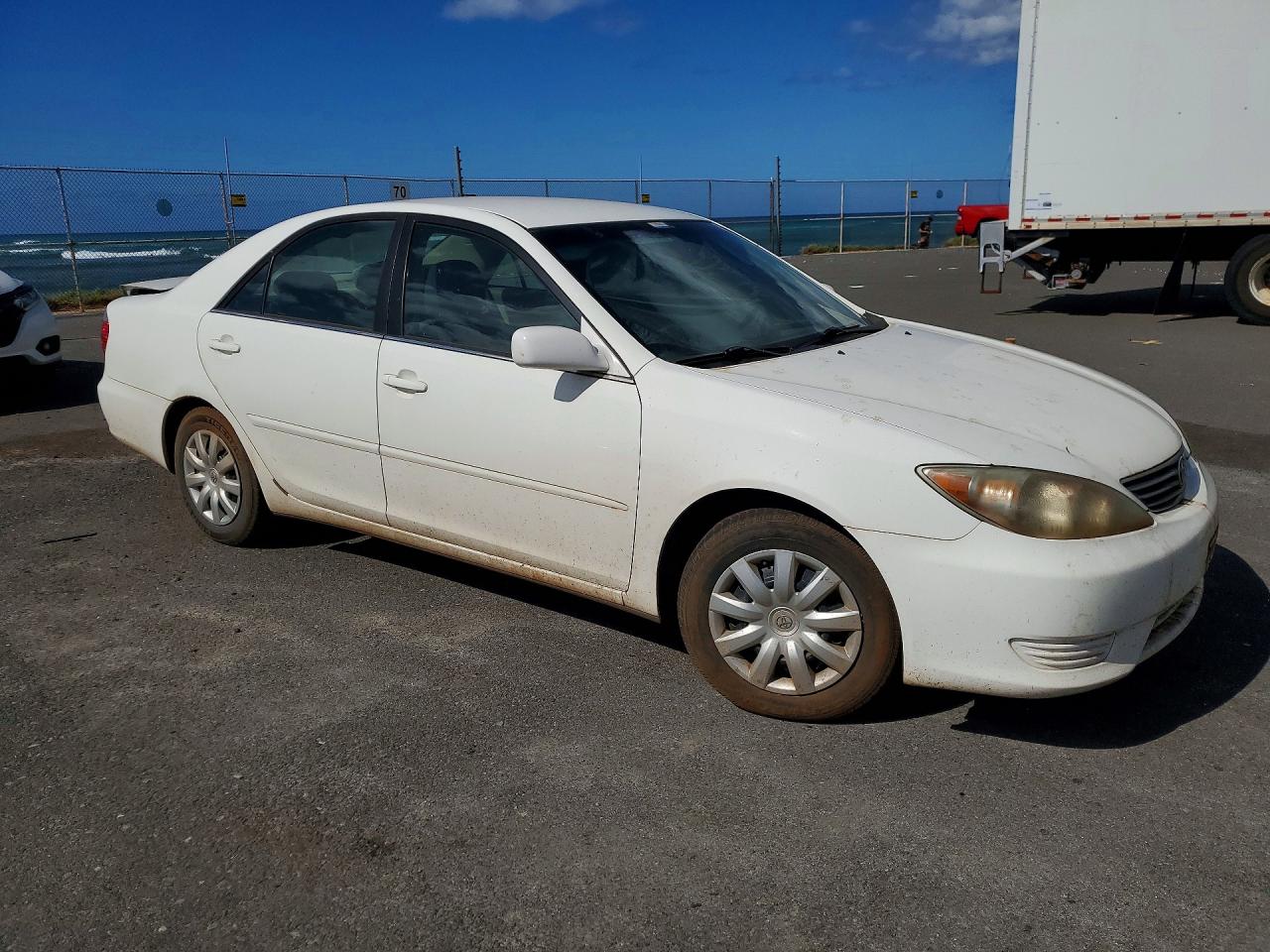 2005 TOYOTA CAMRY LE photo 10