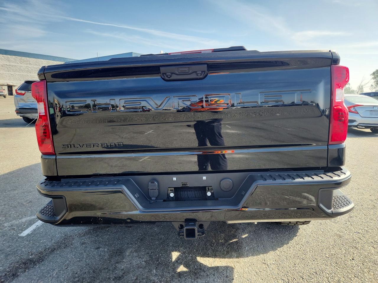 2025 CHEVROLET SILVERADO C1500 CUSTOM photo 11