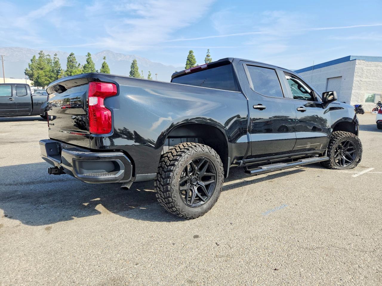 2025 CHEVROLET SILVERADO C1500 CUSTOM photo 5
