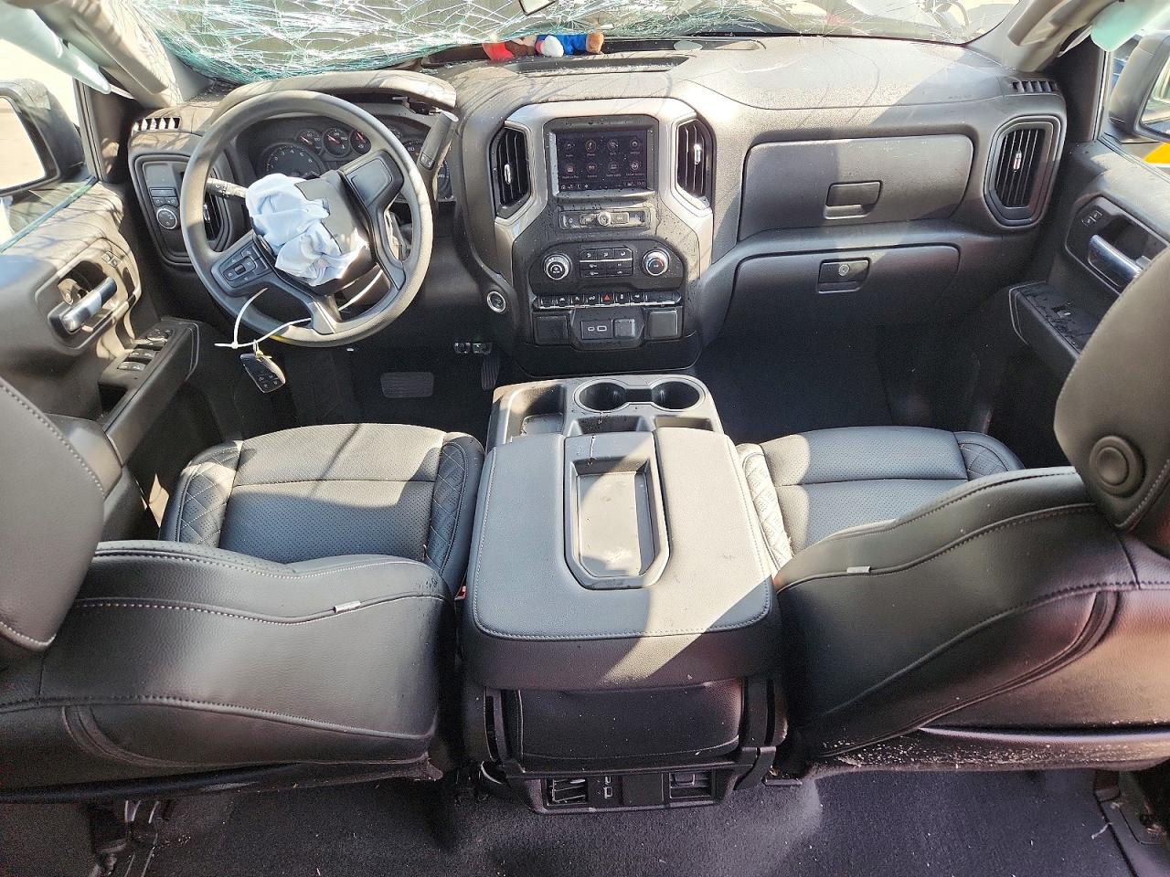 2025 CHEVROLET SILVERADO C1500 CUSTOM photo 15