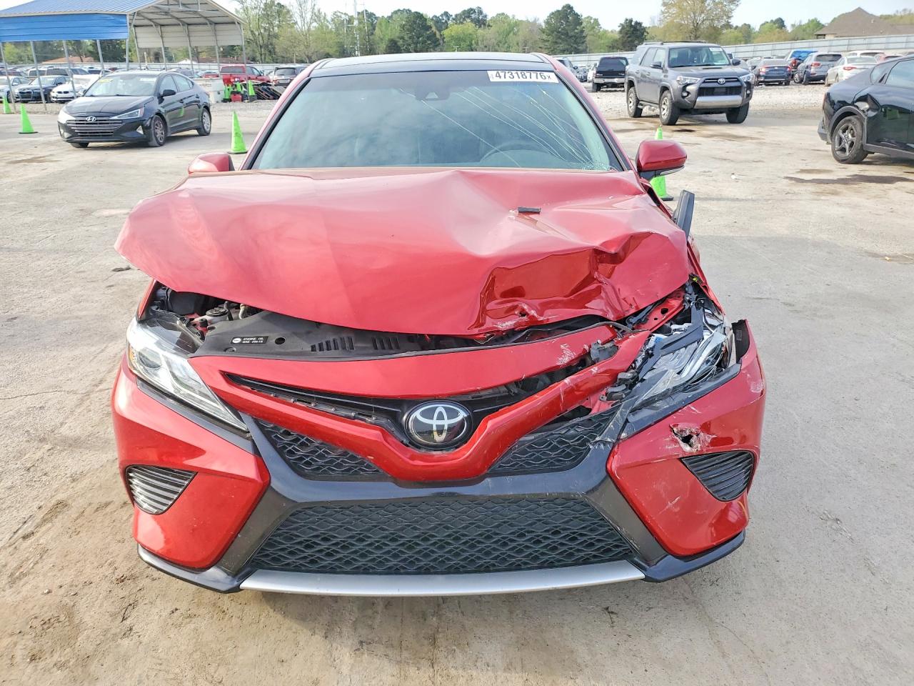 2019 TOYOTA CAMRY XSE photo 5
