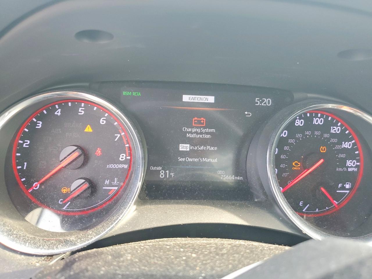 2019 TOYOTA CAMRY XSE photo 9