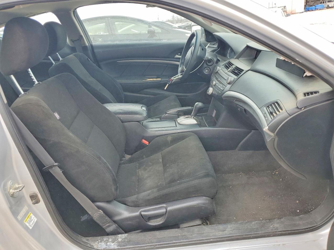 2010 HONDA ACCORD EX photo 19