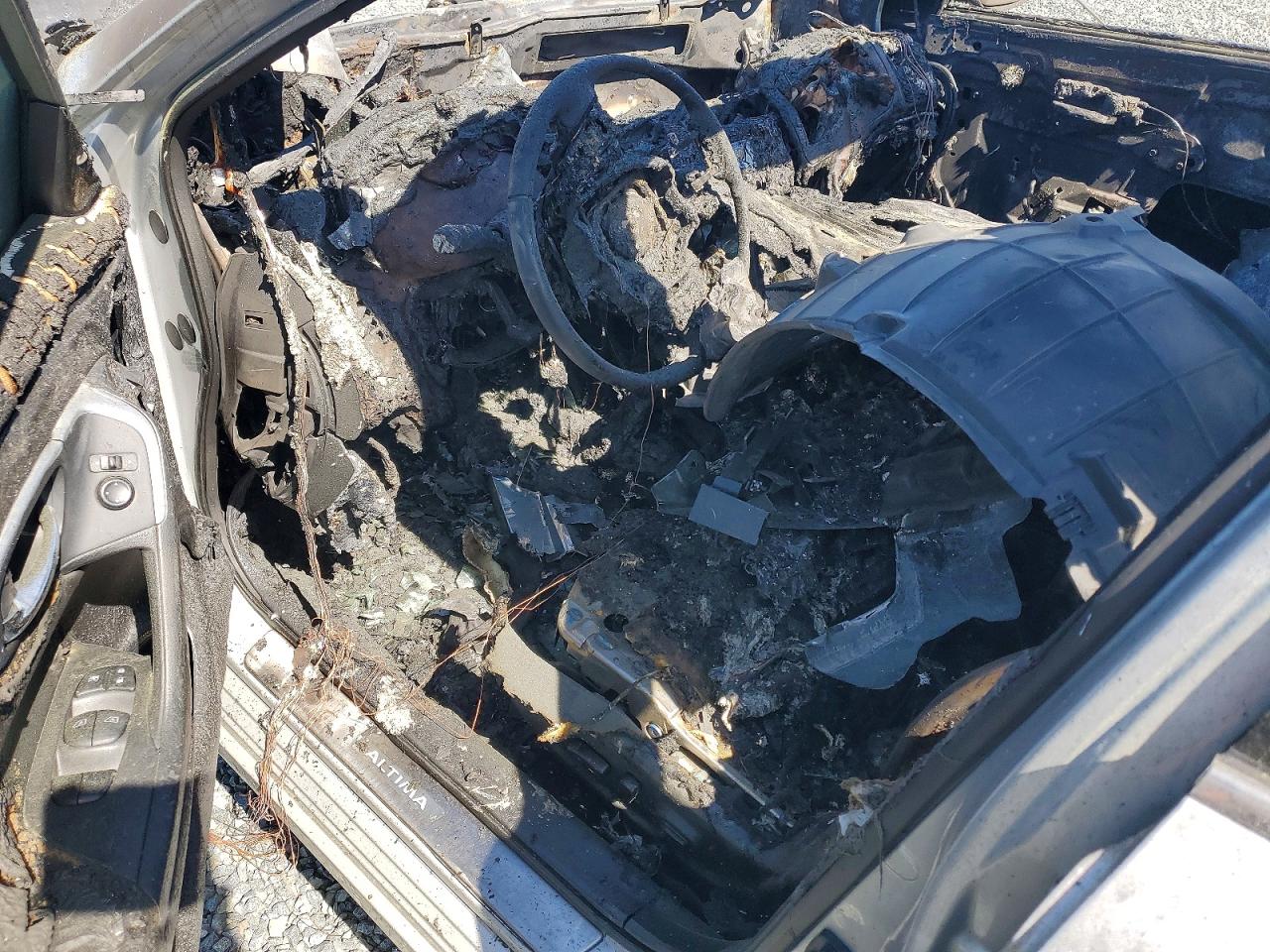 2016 NISSAN ALTIMA 2.5 SV photo 22