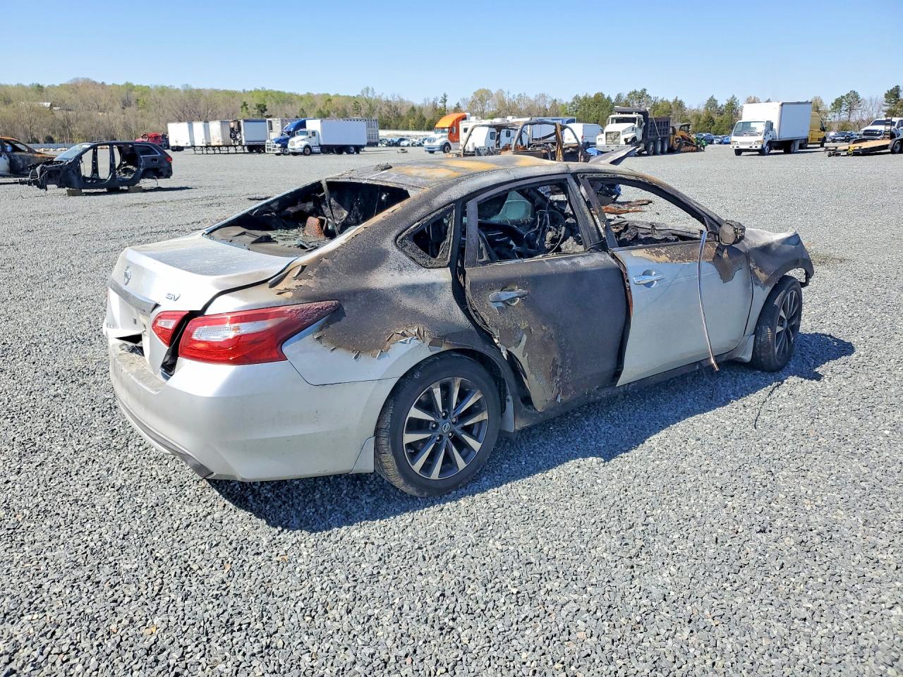 2016 NISSAN ALTIMA 2.5 SV photo 7