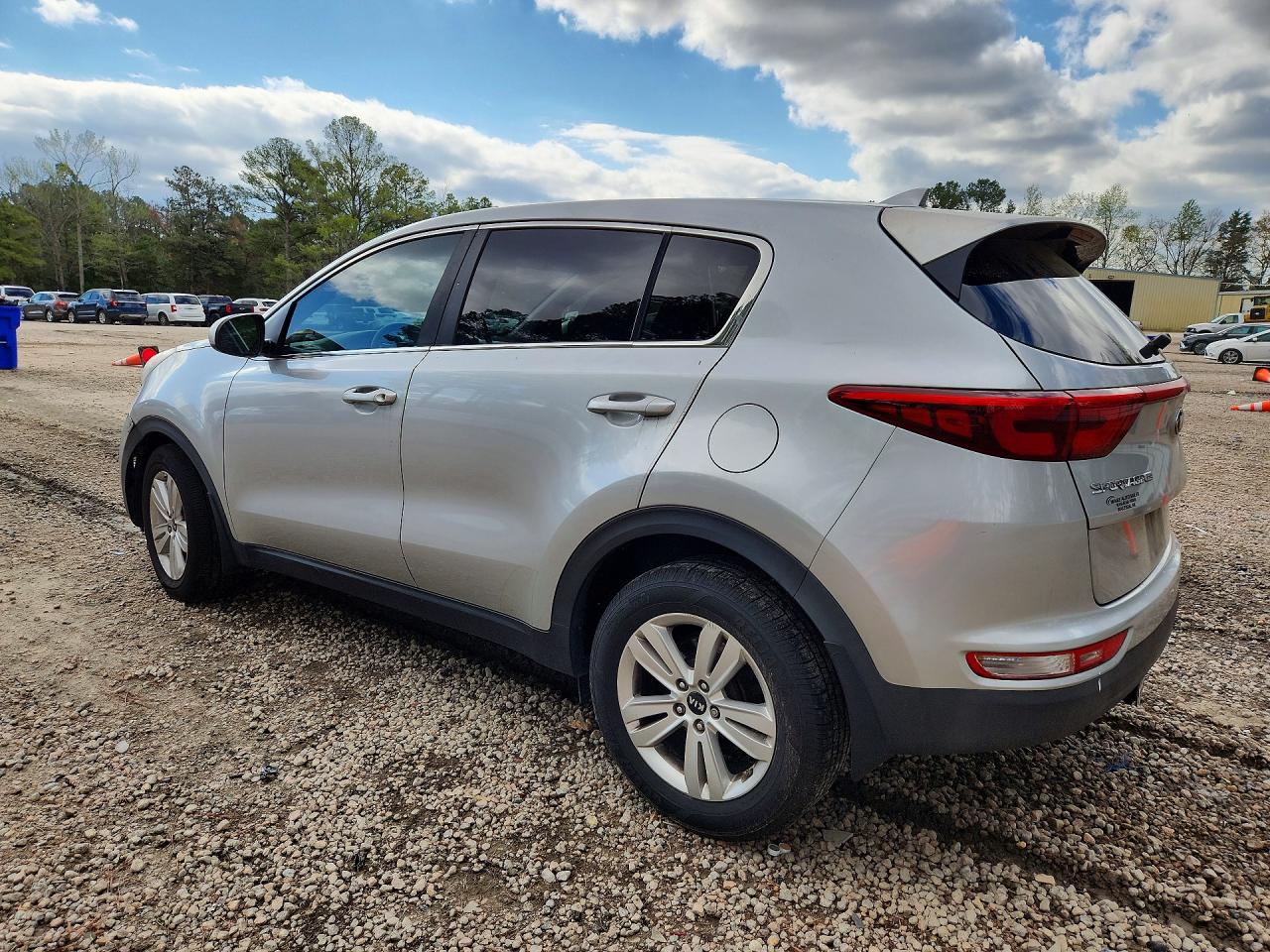 2019 KIA SPORTAGE LX photo 4