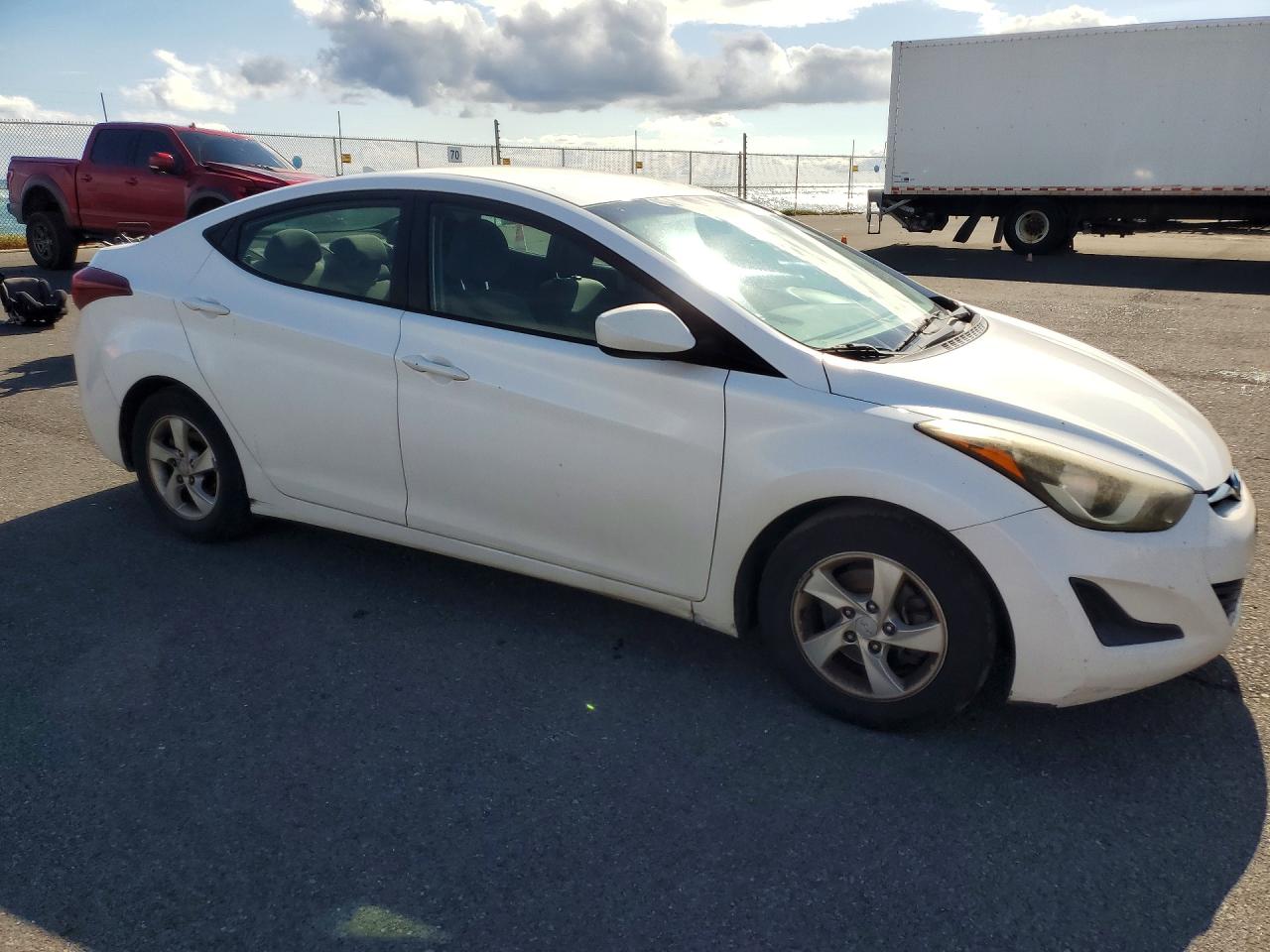 2014 HYUNDAI ELANTRA SE photo 10