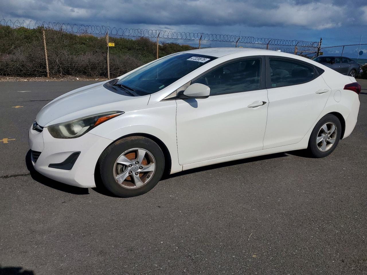 2014 HYUNDAI ELANTRA