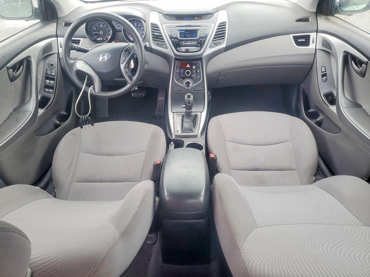 2014 HYUNDAI ELANTRA SE photo 22