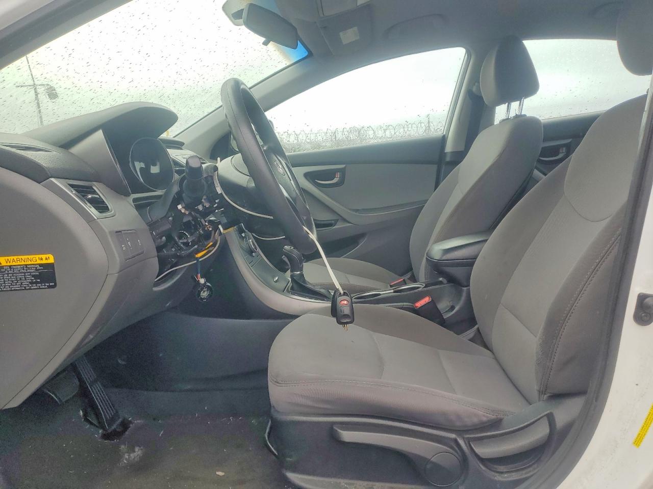 2014 HYUNDAI ELANTRA SE photo 19