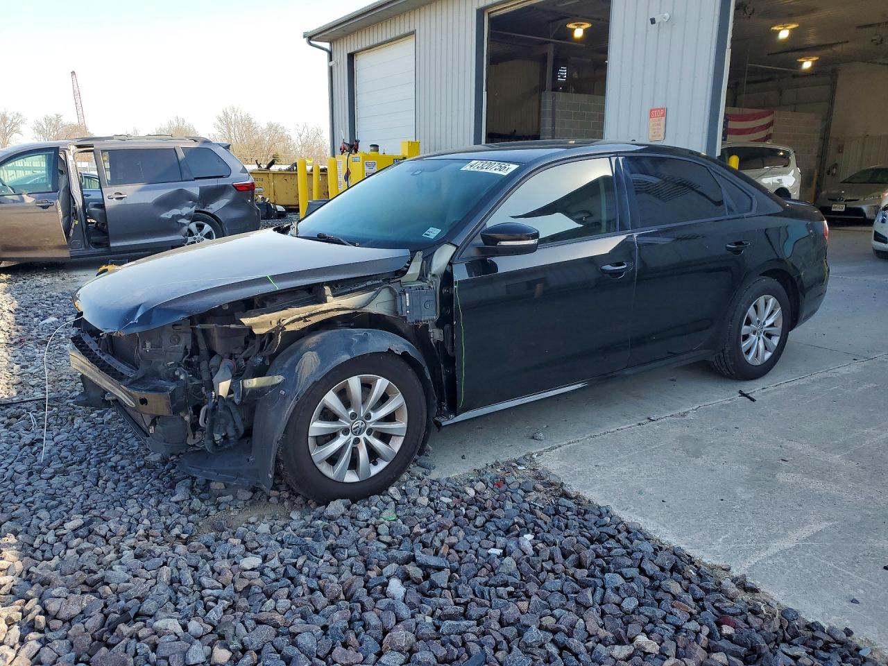 2015 VOLKSWAGEN PASSAT