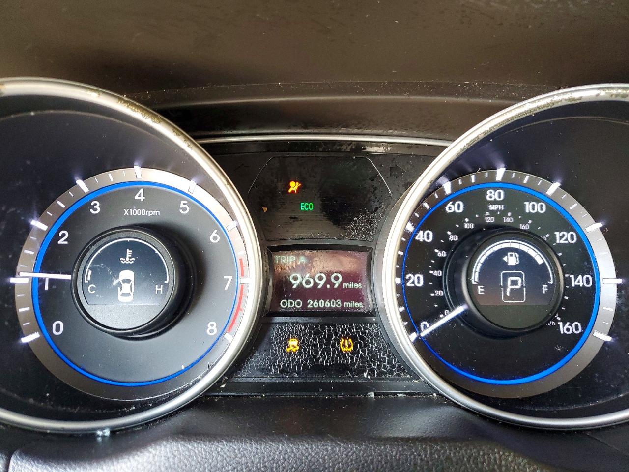 2012 HYUNDAI SONATA photo 9