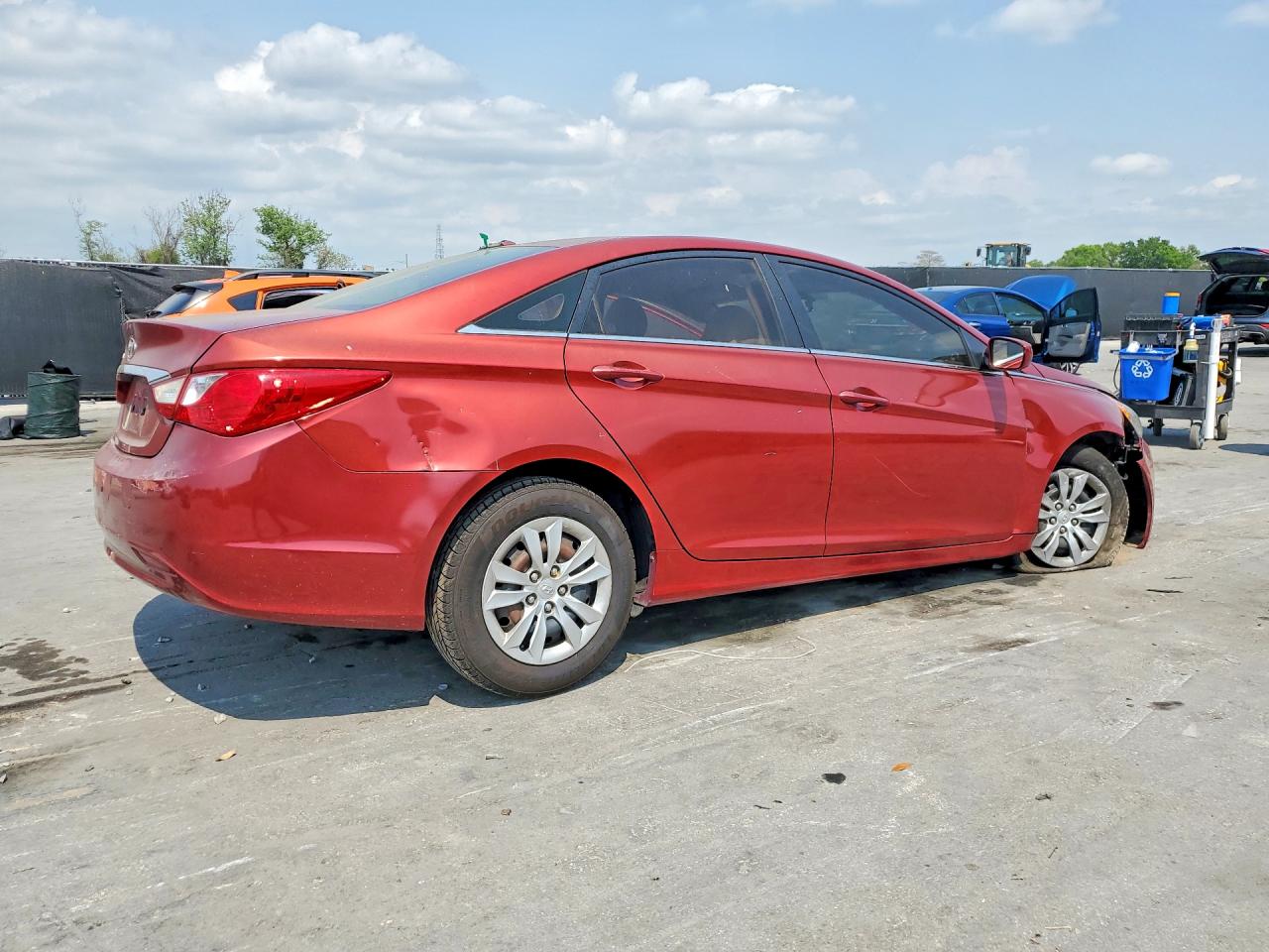 2012 HYUNDAI SONATA photo 3
