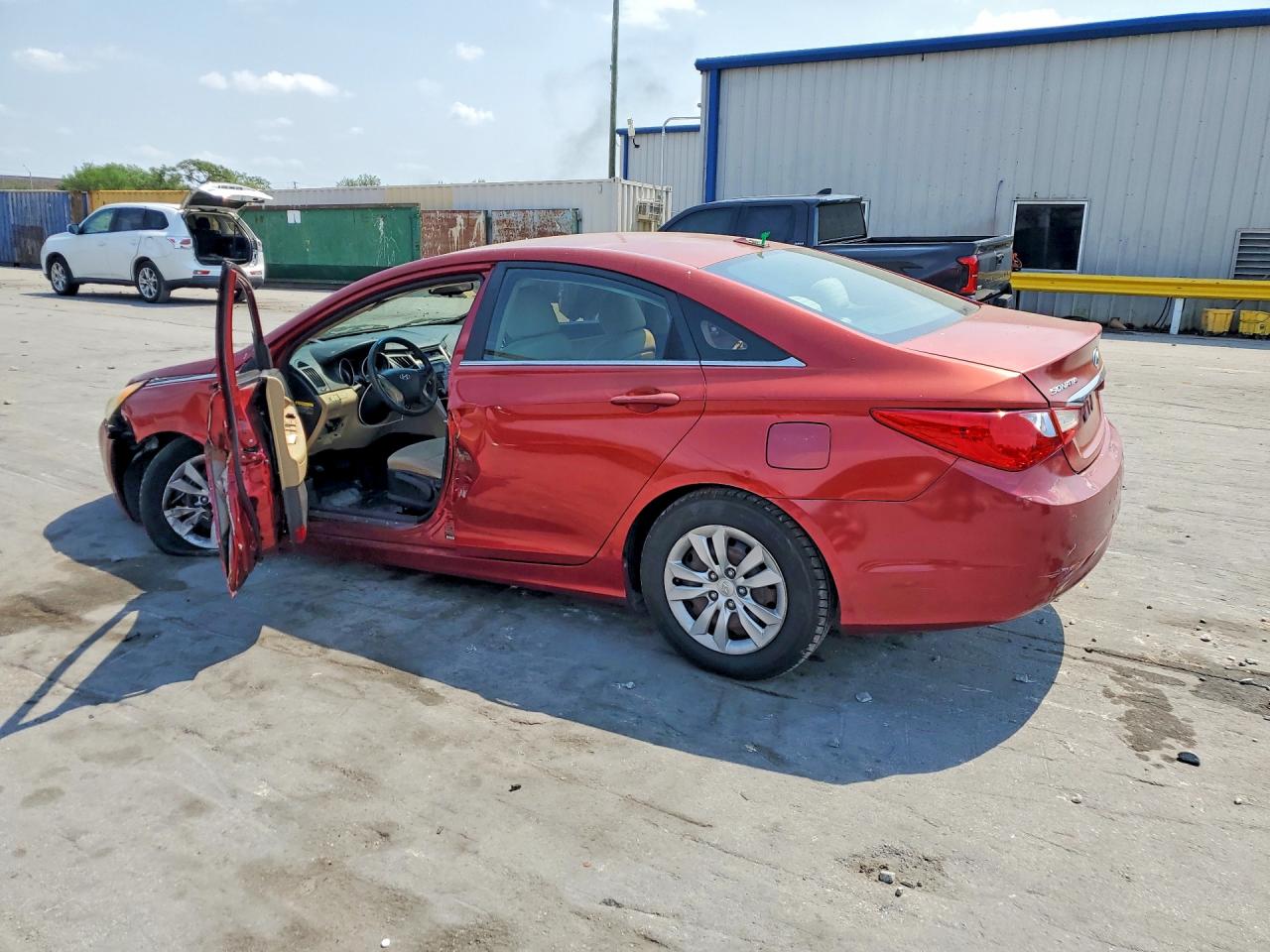 2012 HYUNDAI SONATA photo 2