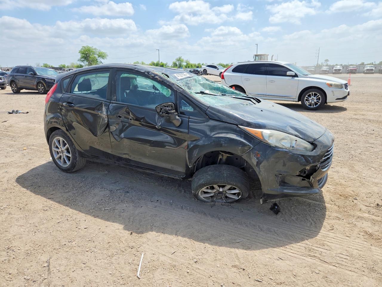 2019 FORD FIESTA SE photo 7
