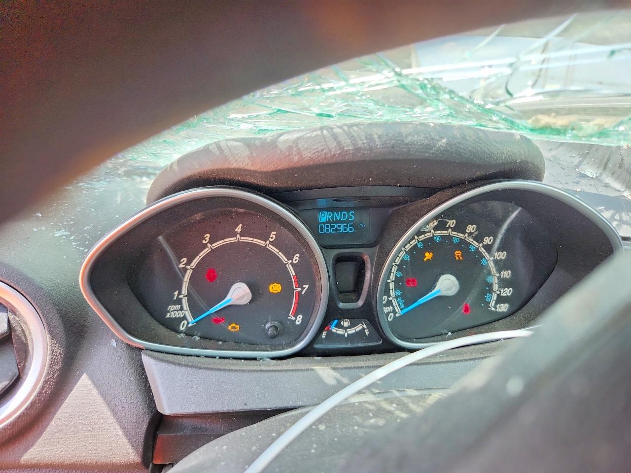 2019 FORD FIESTA SE photo 17