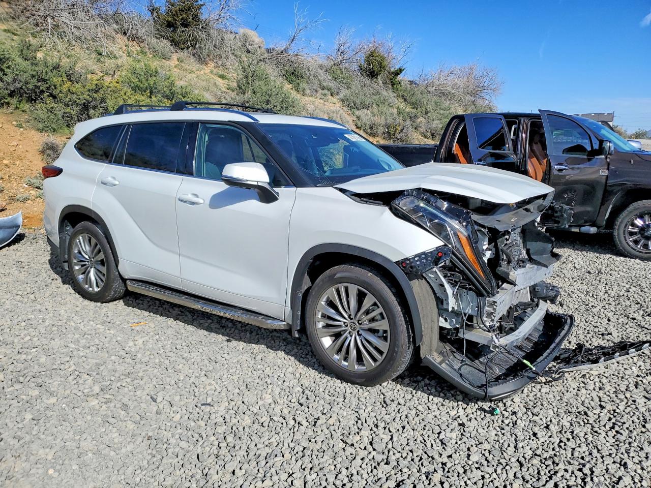 2022 TOYOTA HIGHLANDER PLATINUM photo 7