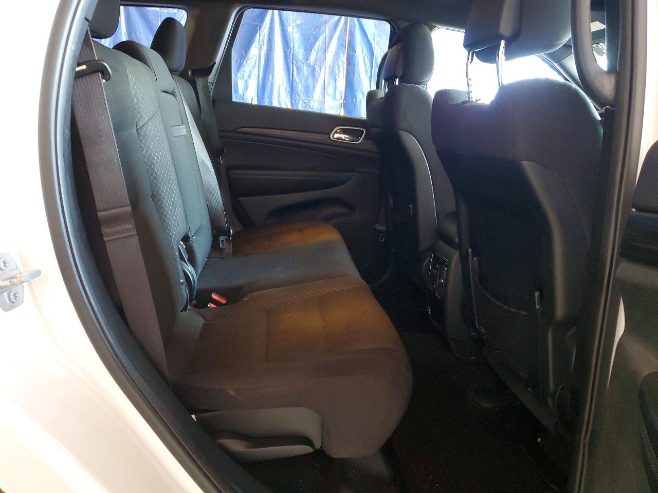 2020 JEEP GRAND CHEROKEE LAREDO photo 21