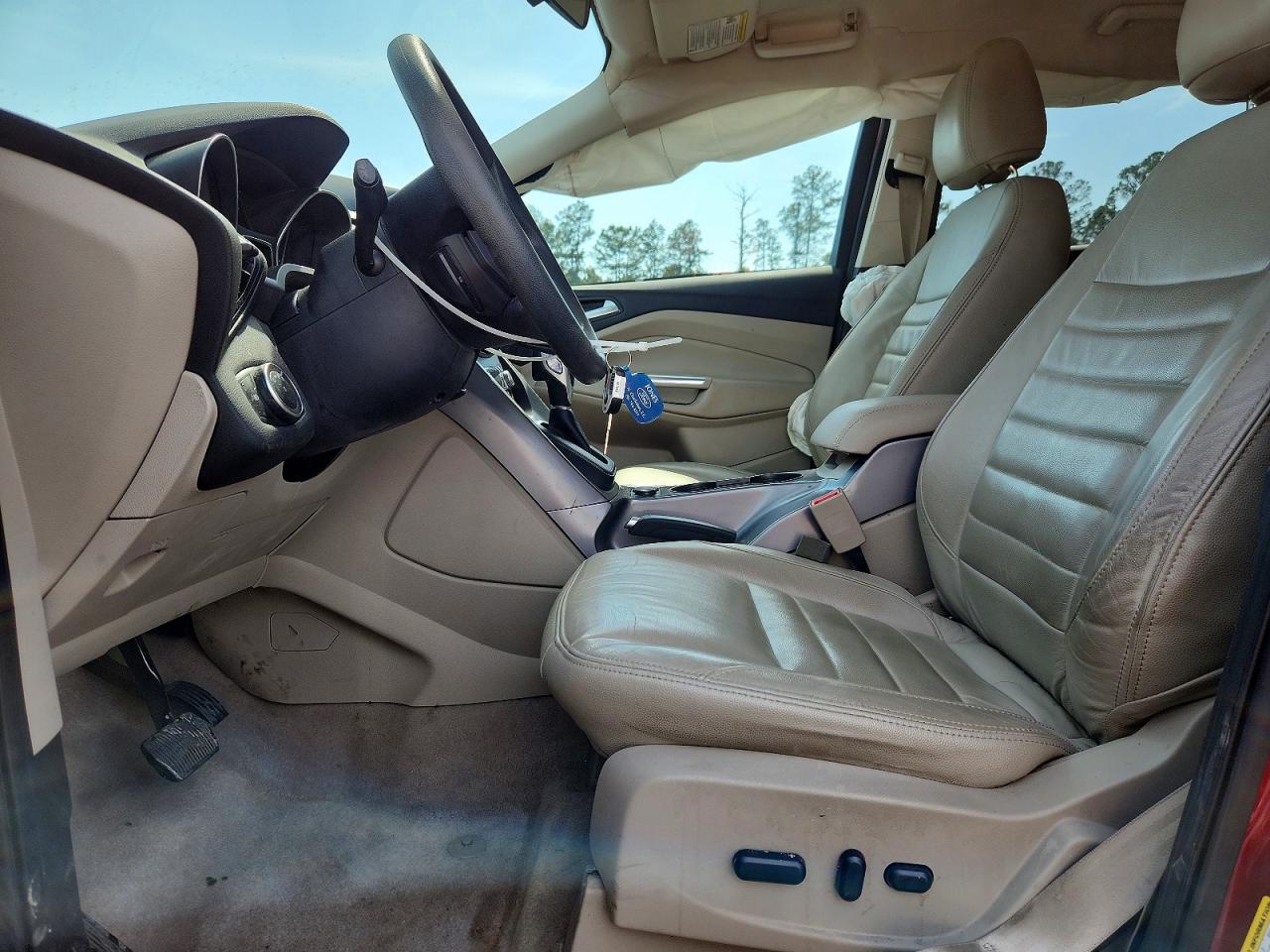 2016 FORD ESCAPE SE photo 13