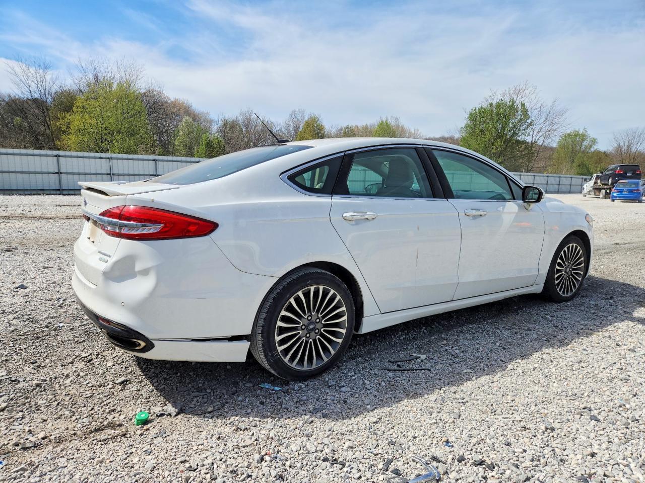 2017 FORD FUSION TITANIUM photo 5