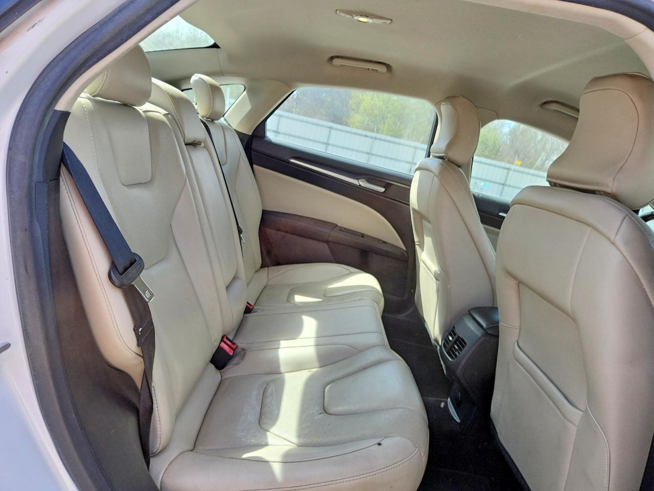 2017 FORD FUSION TITANIUM photo 19