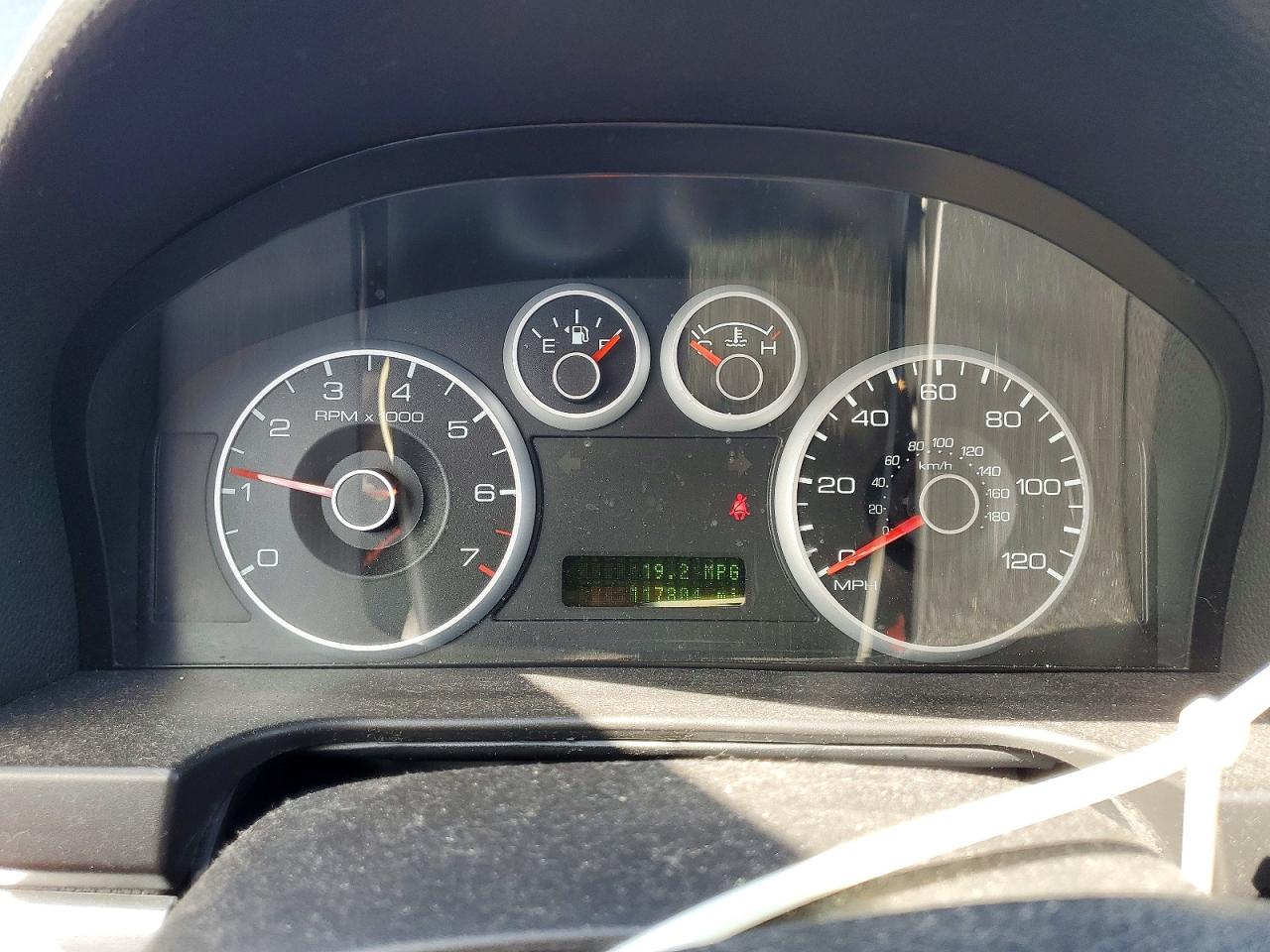 2008 FORD FUSION SE photo 9