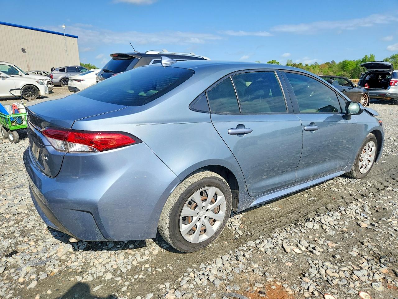 2020 TOYOTA COROLLA LE photo 3