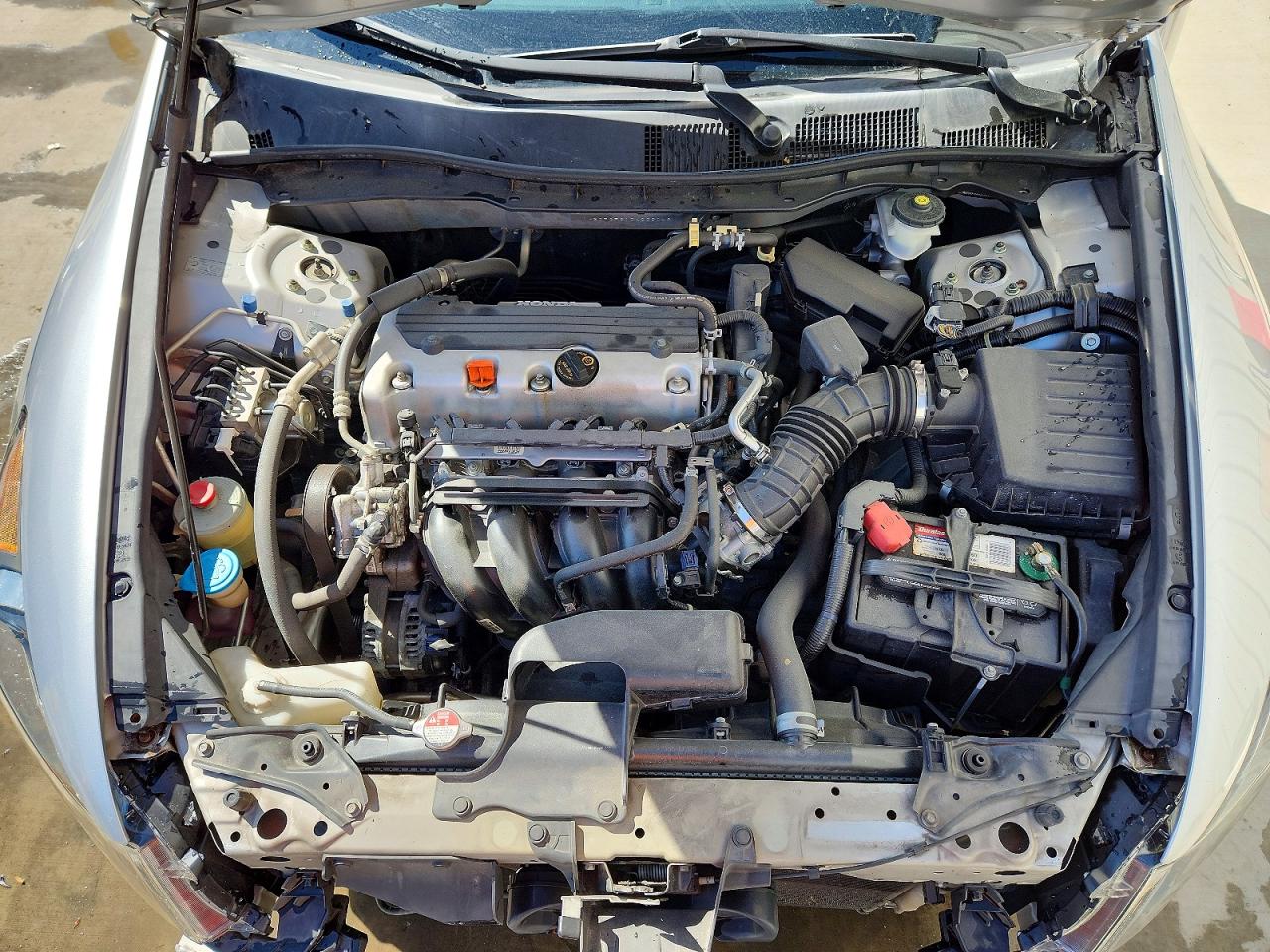 2012 HONDA ACCORD LX photo 21