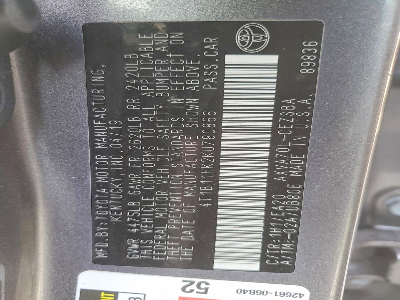 2019 TOYOTA CAMRY SE photo 37