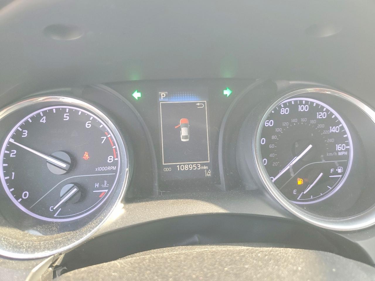 2019 TOYOTA CAMRY SE photo 25