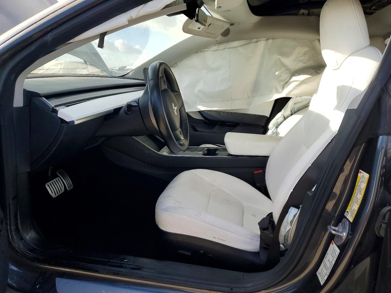 2018 TESLA MODEL 3 photo 13