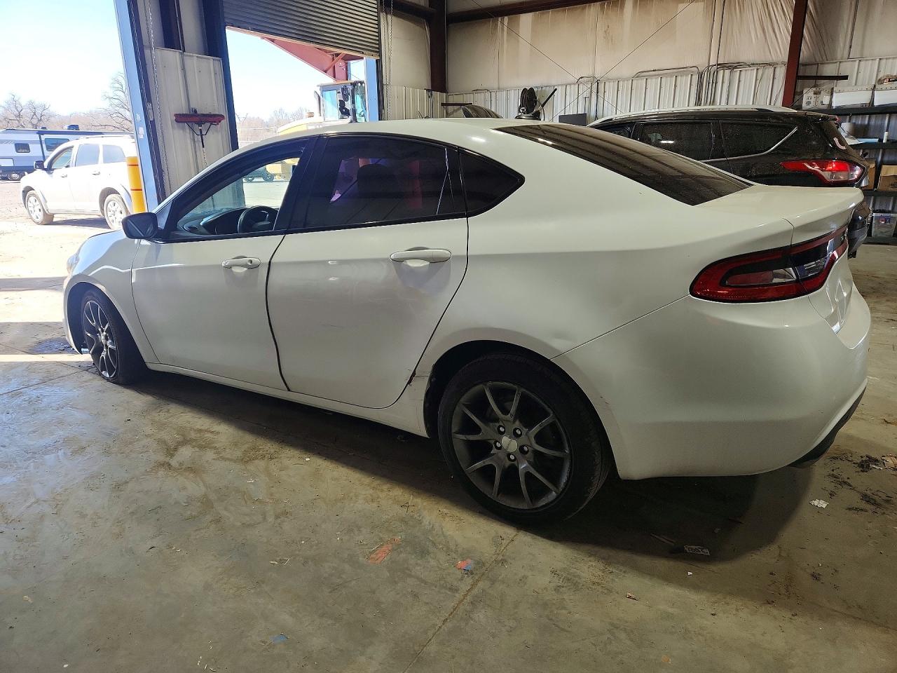 2013 DODGE DART SXT photo 2