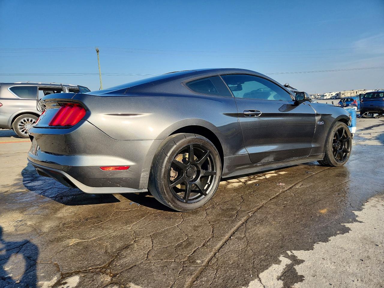 2017 FORD MUSTANG GT photo 7